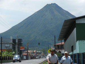Daytime view of Volcan Arenal from La Fortuna